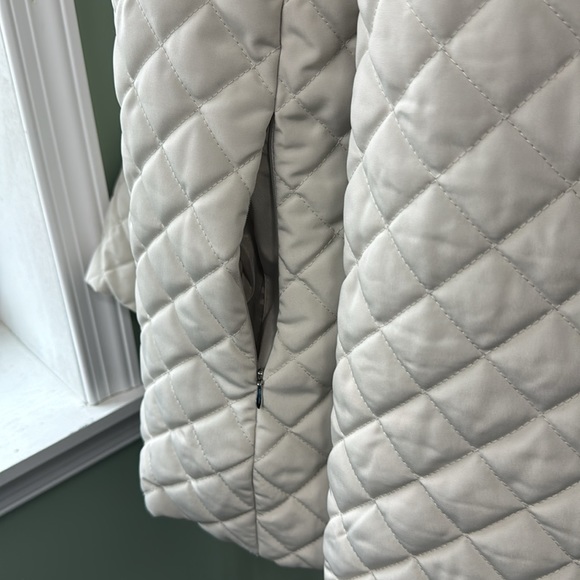 Calvin Klein cream quilted jacket large - Picture 4 of 6